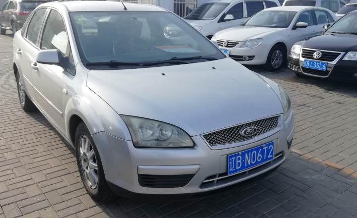 福特 福克斯三厢 2006款 1.8 手动 舒适型