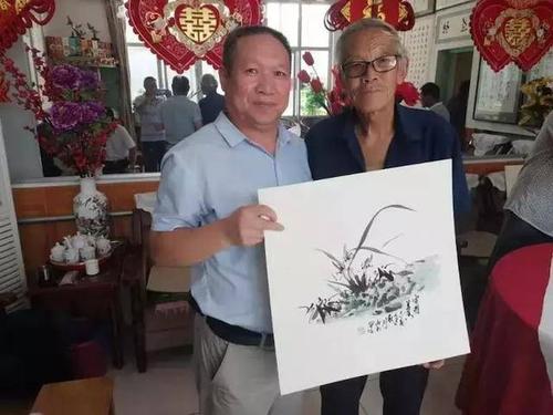 上图:画家李和初 上图:任丘市美协副主席周利民 上图:书法家刘和通 上