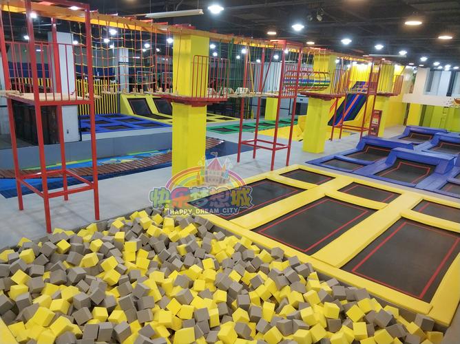 新疆喀什鑫锐峰动感蹦床公园