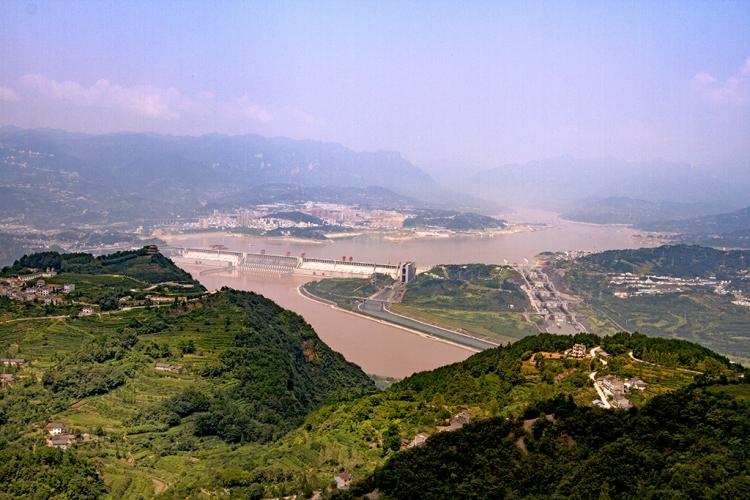 长江三峡水利枢纽鸟瞰
