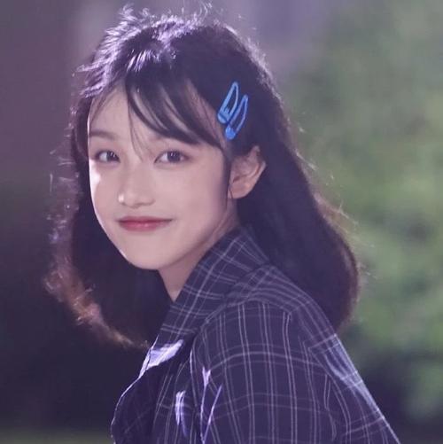 能发几张你喜欢的女生头像吗?可以说说喜欢的原因吗?