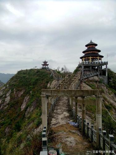 浙江之行:苍南藻溪奇景公婆石,龙凤山下揽胜景
