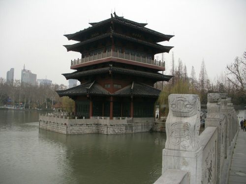 逍遥津公园
