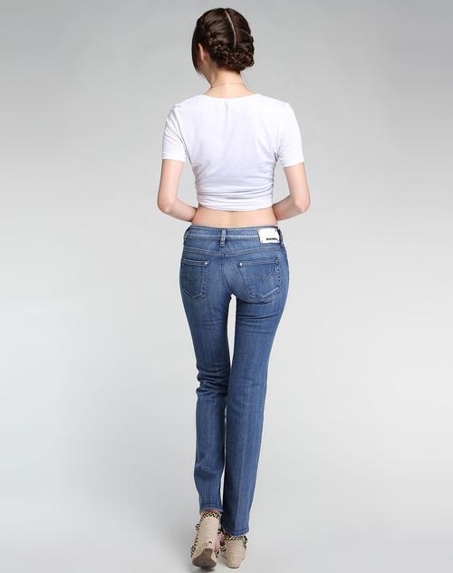女款浅蓝色磨白修身牛仔裤