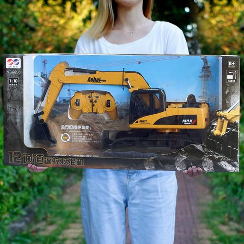 遥控挖掘机玩具合金带充电动钩机儿童无线挖土机液压