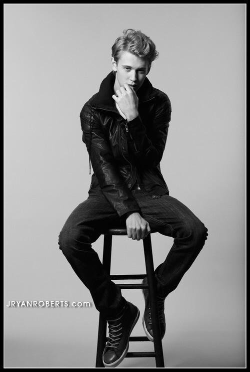奥斯汀·巴特勒(austin butler),1991年出生于美国加州,是美国演员