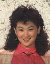 叶灵,台湾歌手,被誉为台湾美酒歌后.