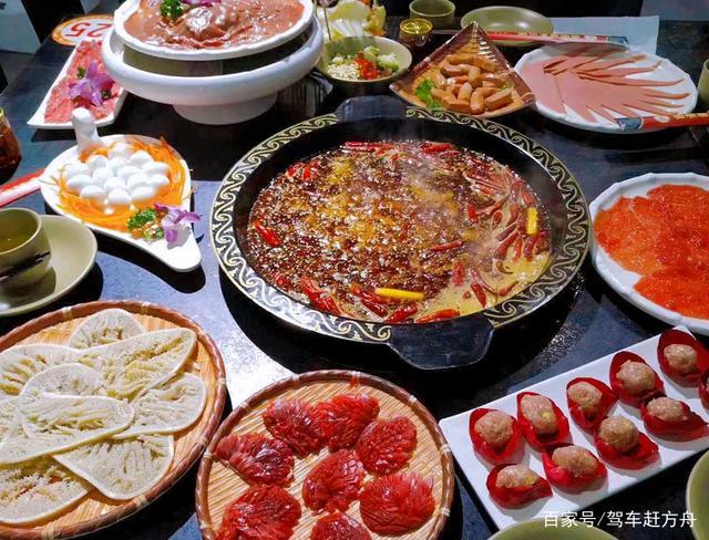 巴适!驾着我的全新远景x3,去感受川味火锅的热辣!