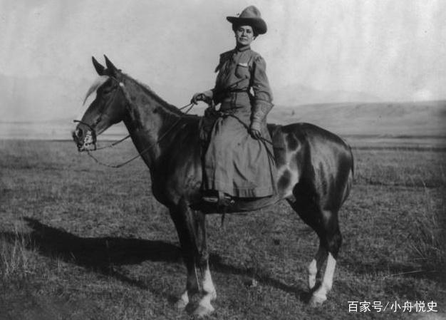 美国西部强悍的女牛仔