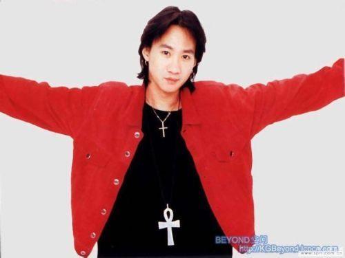 日本光本村有个叫马句的人是黄家驹吗?