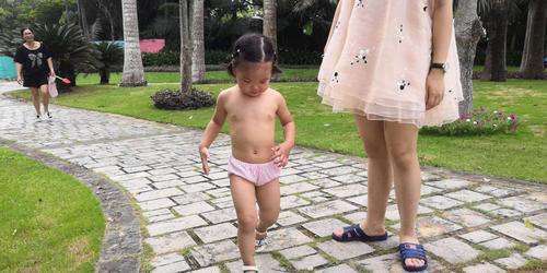 海南旅游拍的光膀子照片,不要看,羞羞脸.