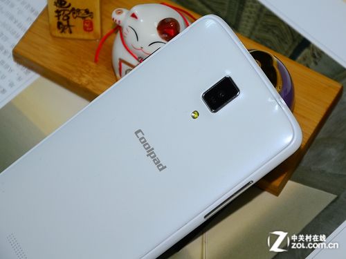 【高清图】 纤薄多彩新四核 5英寸酷派全新7295评测图9