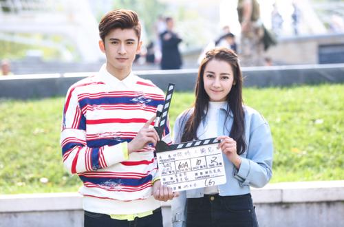 迪丽热巴新电影开机 与张云龙三度