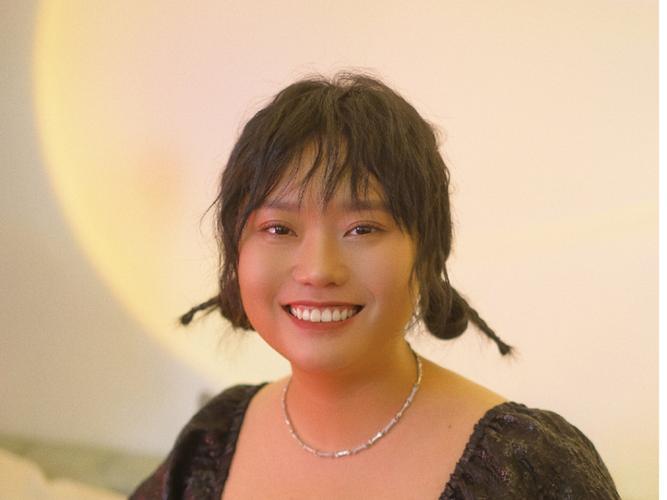 原创李雪琴新发型出镜被嘲,一下子老了十几岁,网友:建议辞退造型师
