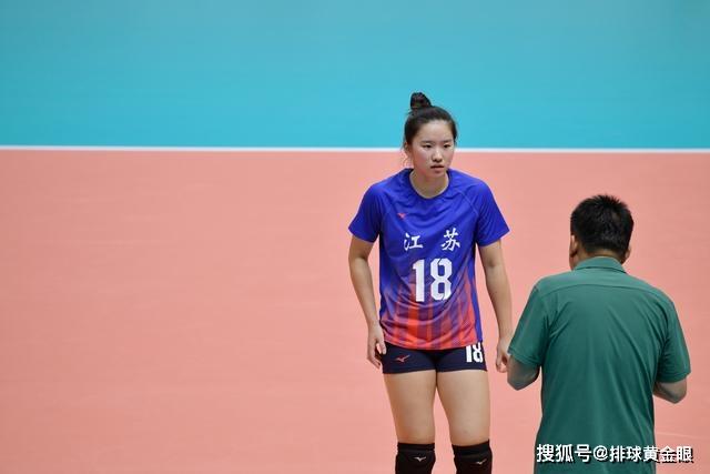 原创女排自由人成新周期难题,倪非凡王梦洁全运露馅,其余人实力更差