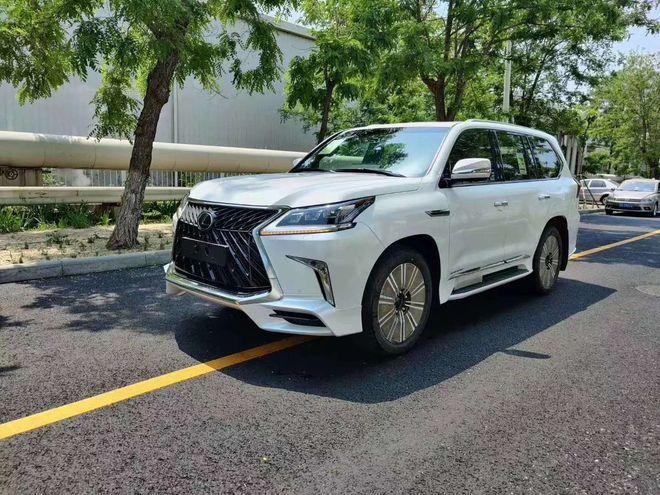 2020款雷克萨斯lx570热销性能高端
