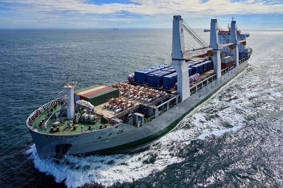 就像中波轮船公司,已经航行了70年,见证了中国,波兰两国的发展和友谊