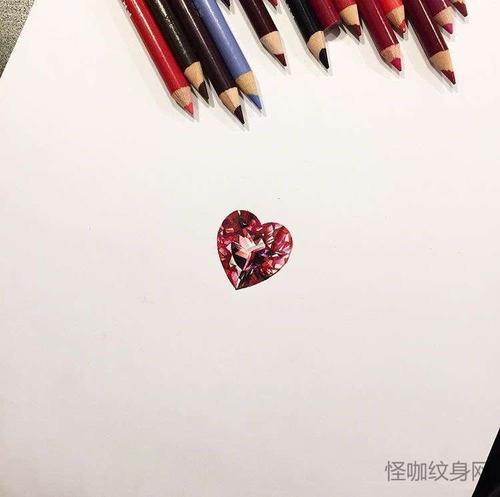 手稿宝石纹身图案