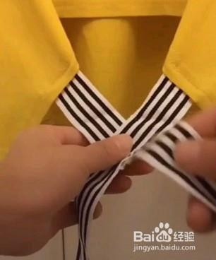 衣服上的蝴蝶结怎么绑不会掉