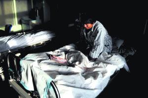 300多名非典后遗症患者仍遭病痛折磨 (2)