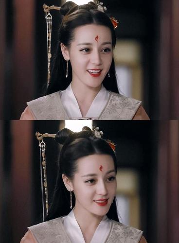 枕上书凡间的凤九真的太美了,热巴最适合明艳的妆容,姑姑来啦