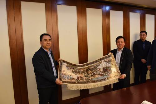 邹磊会见特变电工股份有限公司党委书记,董事长张新