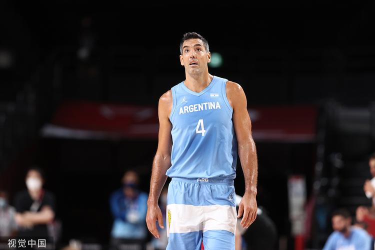 东京奥运会十大告别:"丘妈"斯科拉引全场致敬