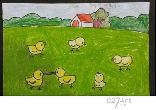 小鸡捉虫8岁小朋友动物画画图片欣赏 — 儿童蜡笔画图片大全