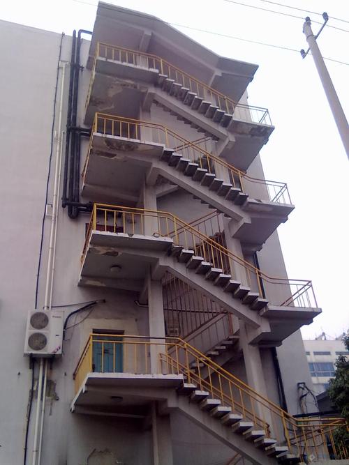 构造奇特的楼梯