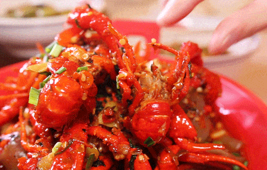 在太空站吃虾长沙首家沉浸式小龙虾基地20多年老口味未来感新体验5折