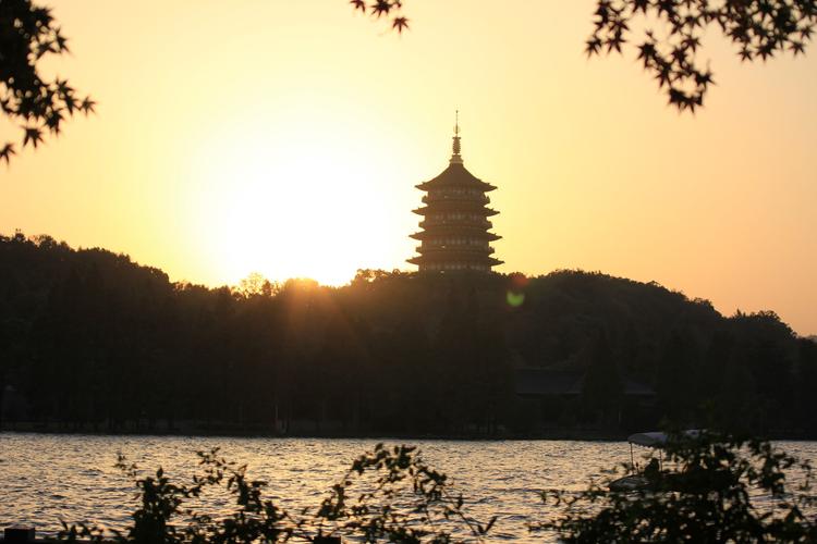 杭州西湖雷峰夕照,高清图片-壁纸族