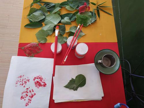 拓印画——树叶(中二)