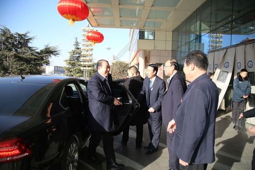 武安市领导韩保魁到武安一院走访慰问第二届最美武安人白恩平