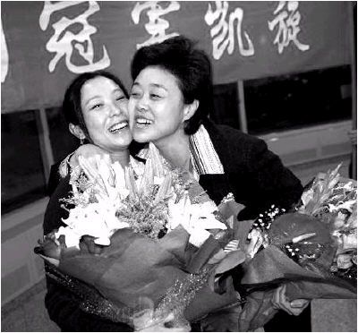 女排周晓兰丈夫侯晓非兰现状照片女排运动员周晓兰与袁伟民恩怨始末