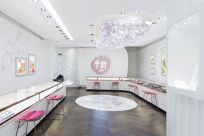 ippolito fleitz group设计的千叶珠宝专卖店空间