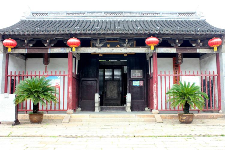 华氏义庄是江南地区保留最完整,规模最大,存续时间最长的义庄.