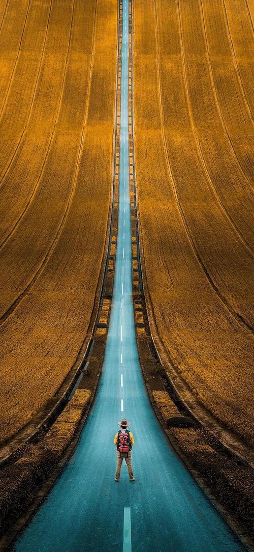 高清手机壁纸路人生就像一条路每一段路都是一种领悟