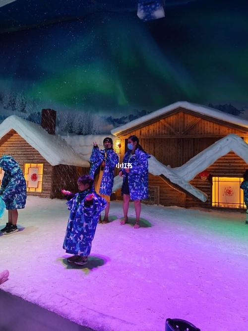 冰雪世界,位于顺德区长鹿农庄里的,长鹿农庄里人山人海的,好热闹哦