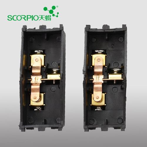 开关插座 墙面暗装二开单控开关 二联单控开关插座86型开关面板