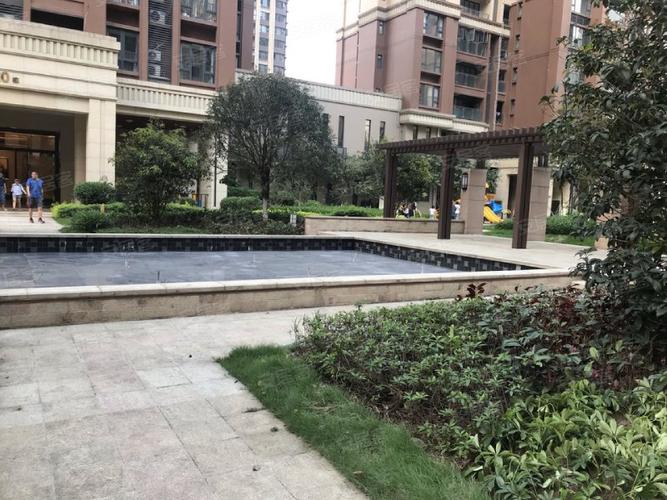 中铁建水岸花园