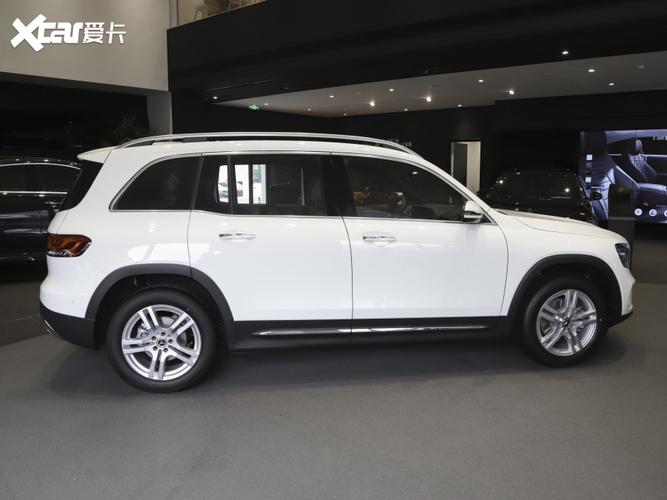 2021款奔驰glb200 动感型