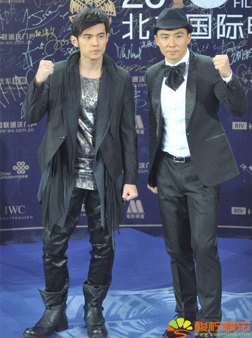 刘畊宏曝周杰伦病情 称其发病只能坐着睡觉