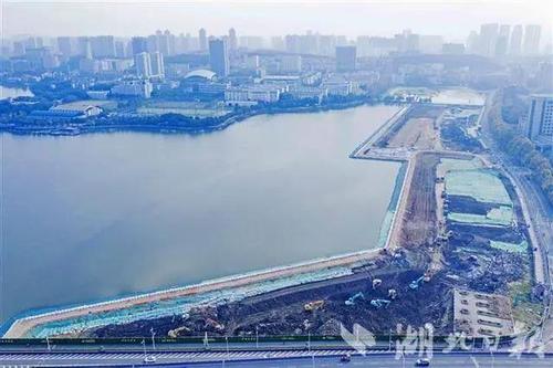 武汉两湖隧道工程首开段基本完成