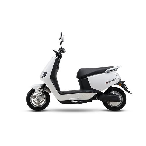 爱玛红牛电动摩托车