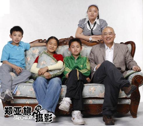 &nbsp; &nbsp;试想,如果郑渊洁和菲尔普斯同池竞赛百米游泳,倘若让