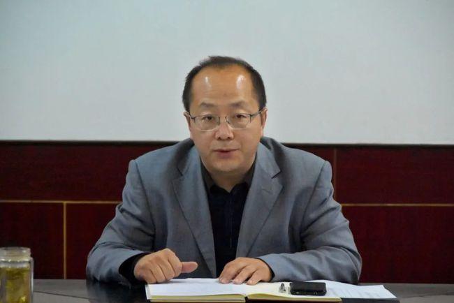临汾平阳中学校召开德育安全工作会议