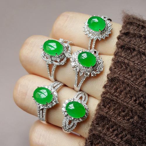 汉桑珠宝 18k白金钻石豪华镶嵌冰种满阳绿高货蛋面翡翠戒指女款