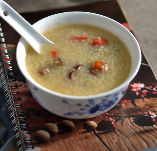 小米红枣粥