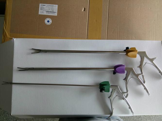 腹腔镜手术器械施夹钳国产器械钛夹钳钛夹双极电凝钳