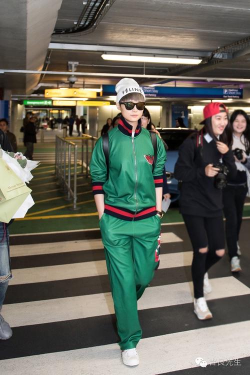 吉良:李宇春又拿下了gucci的代言!为什么时尚圈那么喜欢她啊?